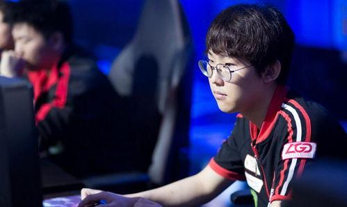 娱乐吃瓜君贺峻霖